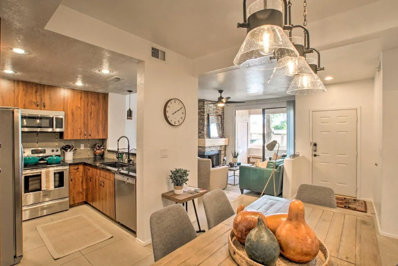 Chic Scottsdale Condo With Pool Access And Tennis 0*,  米国